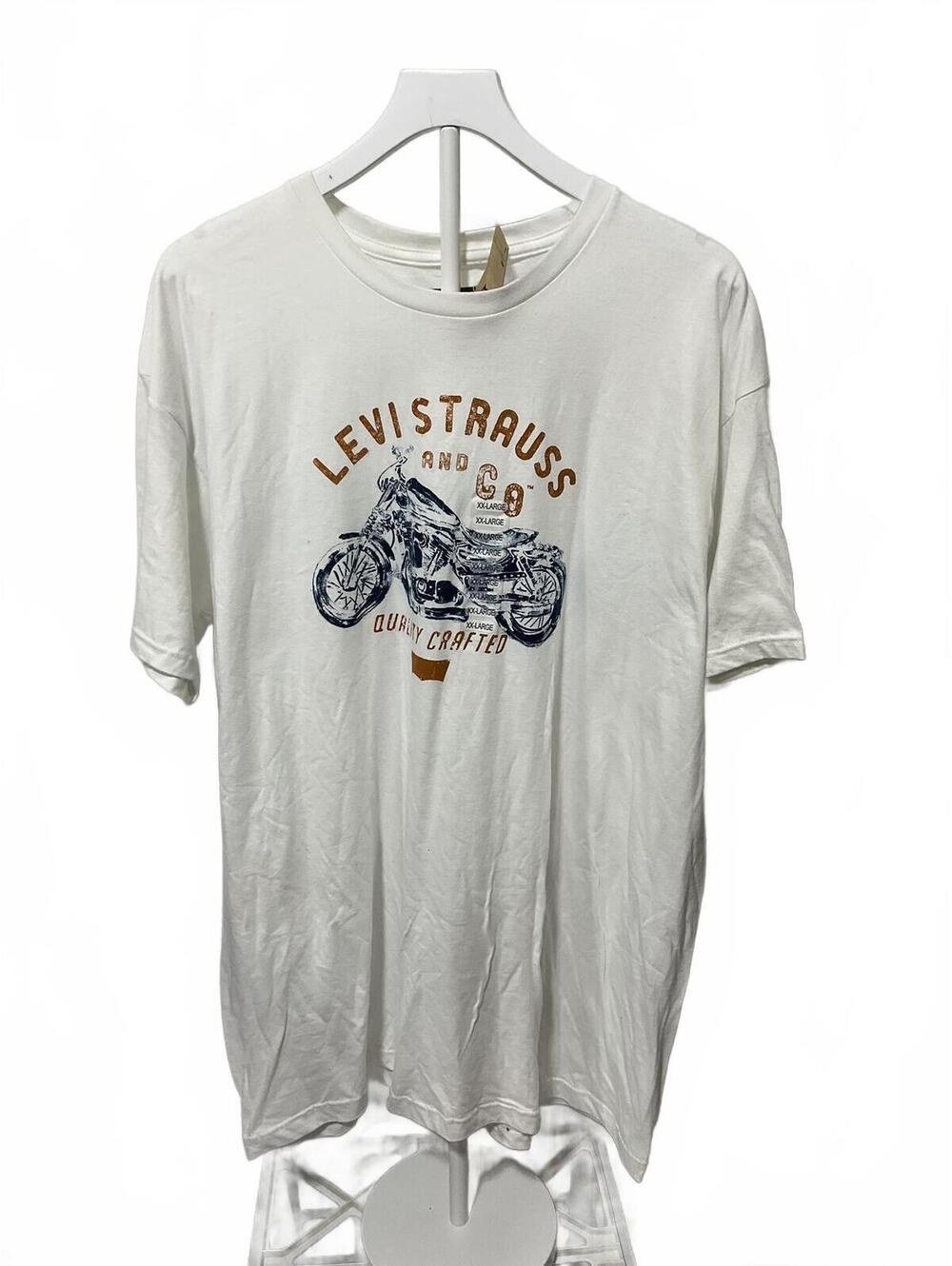 Levi's Men's 2XL White Graphic T-Shirt NWT B33